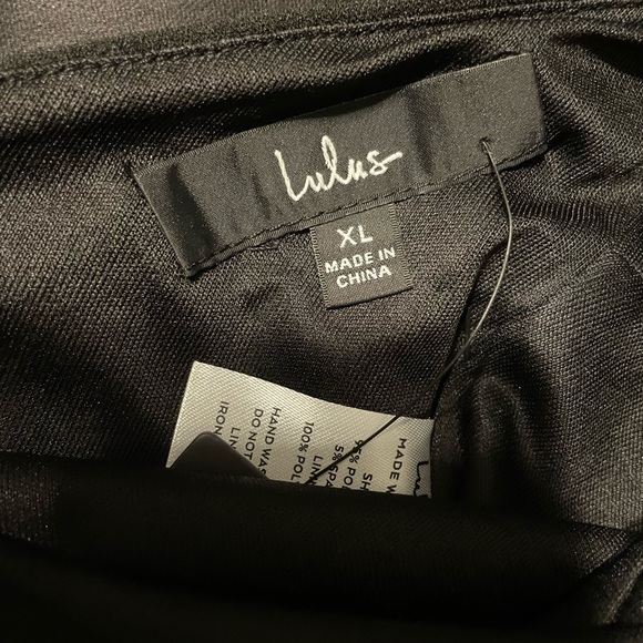 NWT Lulu’s Black Two-piece crop top and skort set - Picture 5 of 6